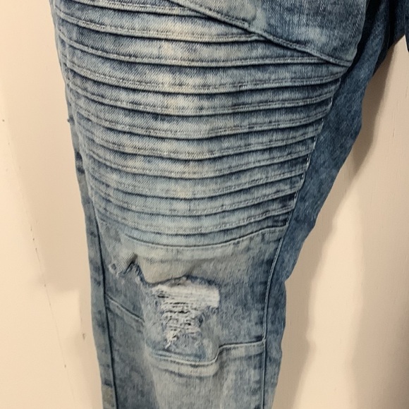 WT-02 Men’s Distressed jeans Sz 36 X 30, good condition some wear deep pockets - Picture 7 of 10